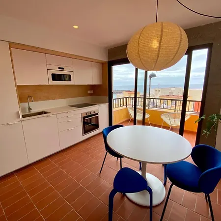 Hidalga Piso Con Terraza Y Vistas Al Mar * بويرتيتو دو غويمار