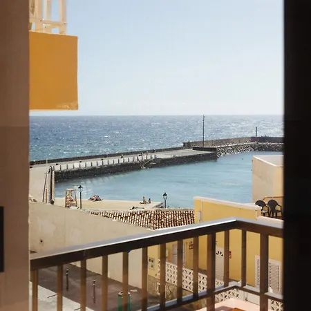 Hidalga Piso Con Terraza Y Vistas Al Mar Lägenhet *